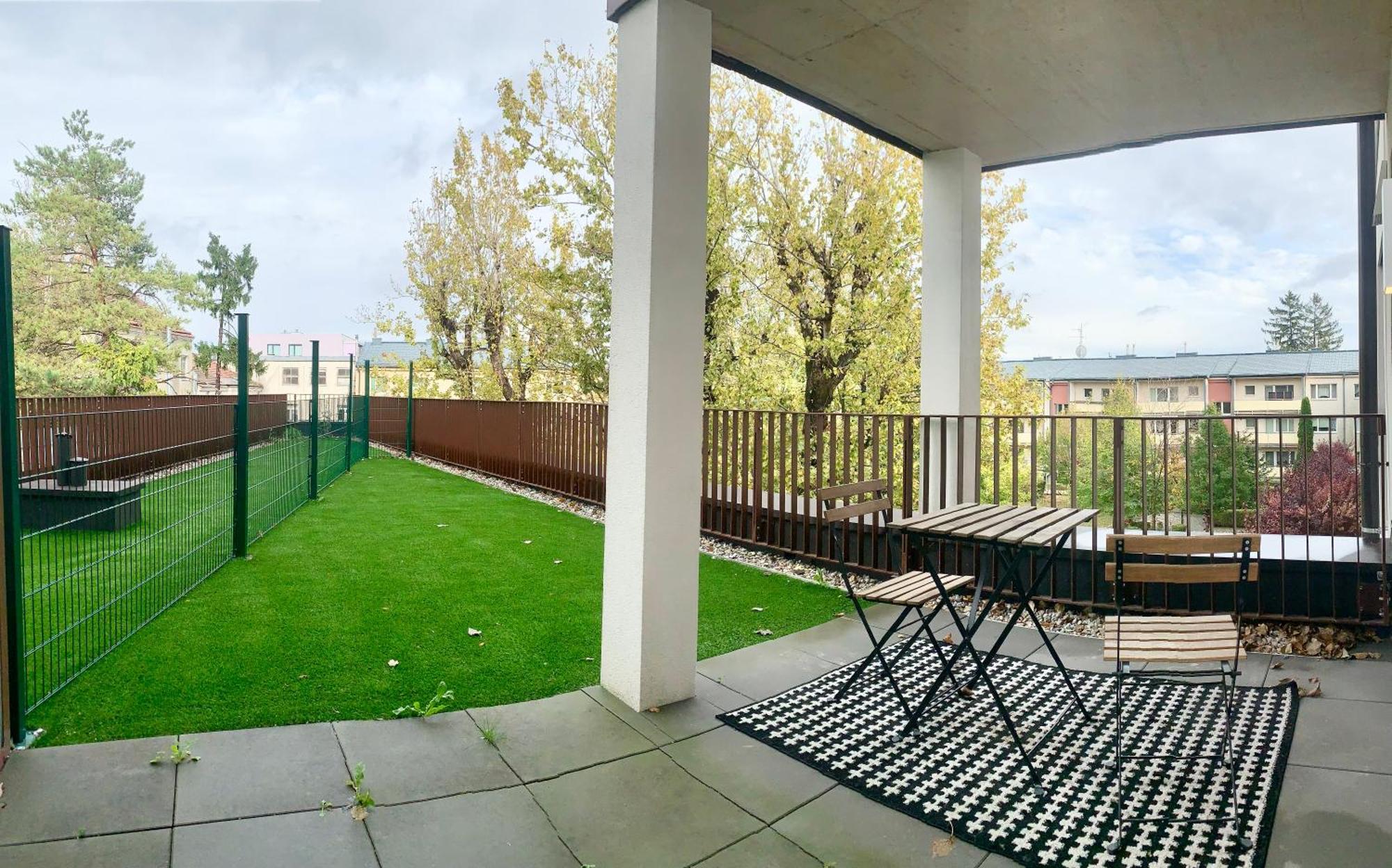 Wohnung Mit Terrasse + Parkplatz Vienna Exterior photo